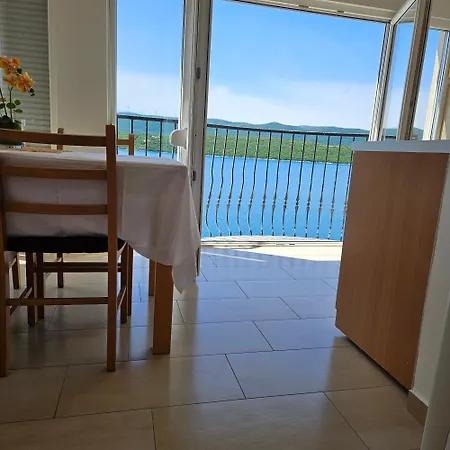 Apartament Cytrus Neum